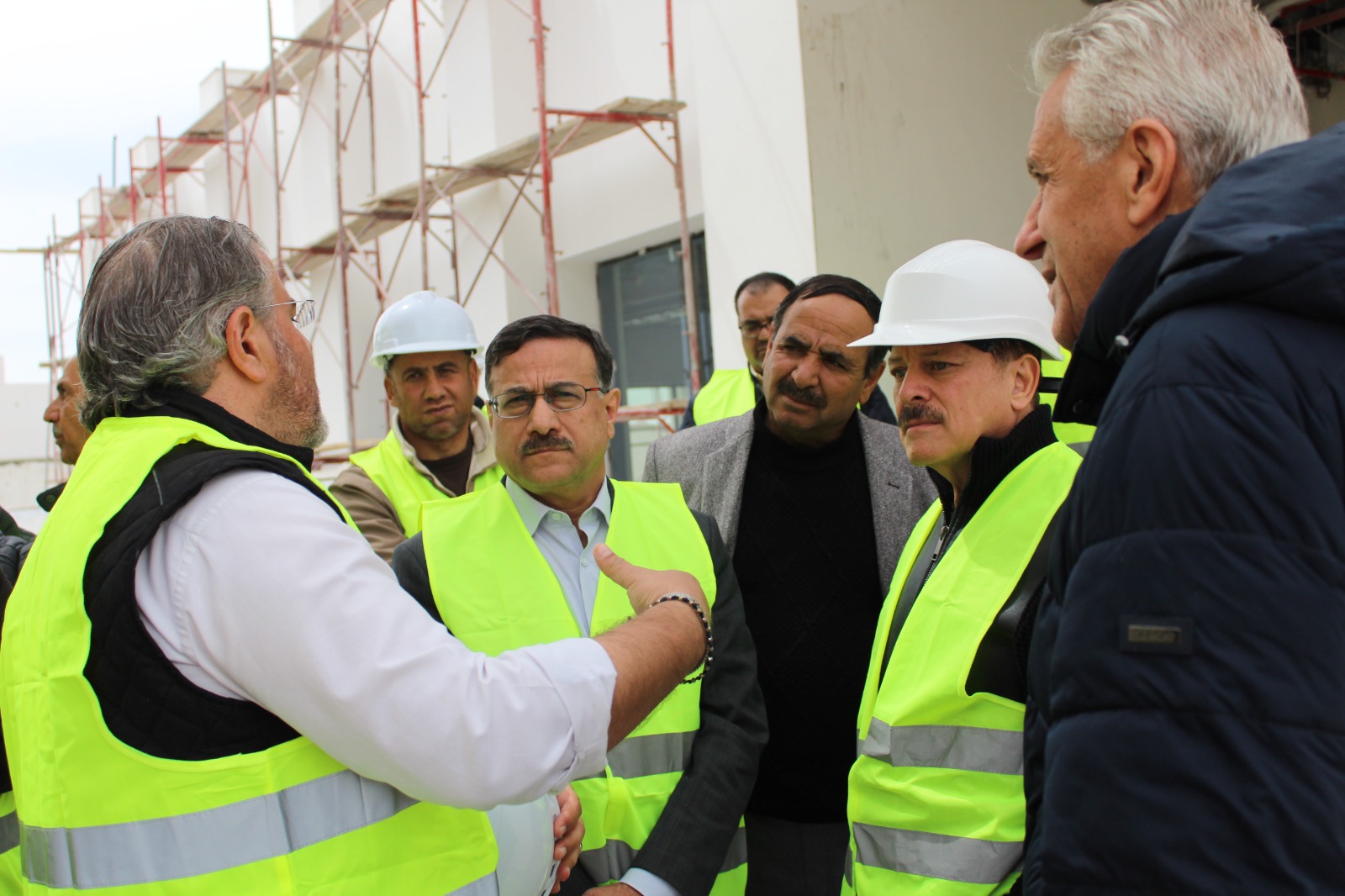Social Security Investment Fund CEO Ezzeddin Kanakrieh during his visit to Petra (Petra photo) 
